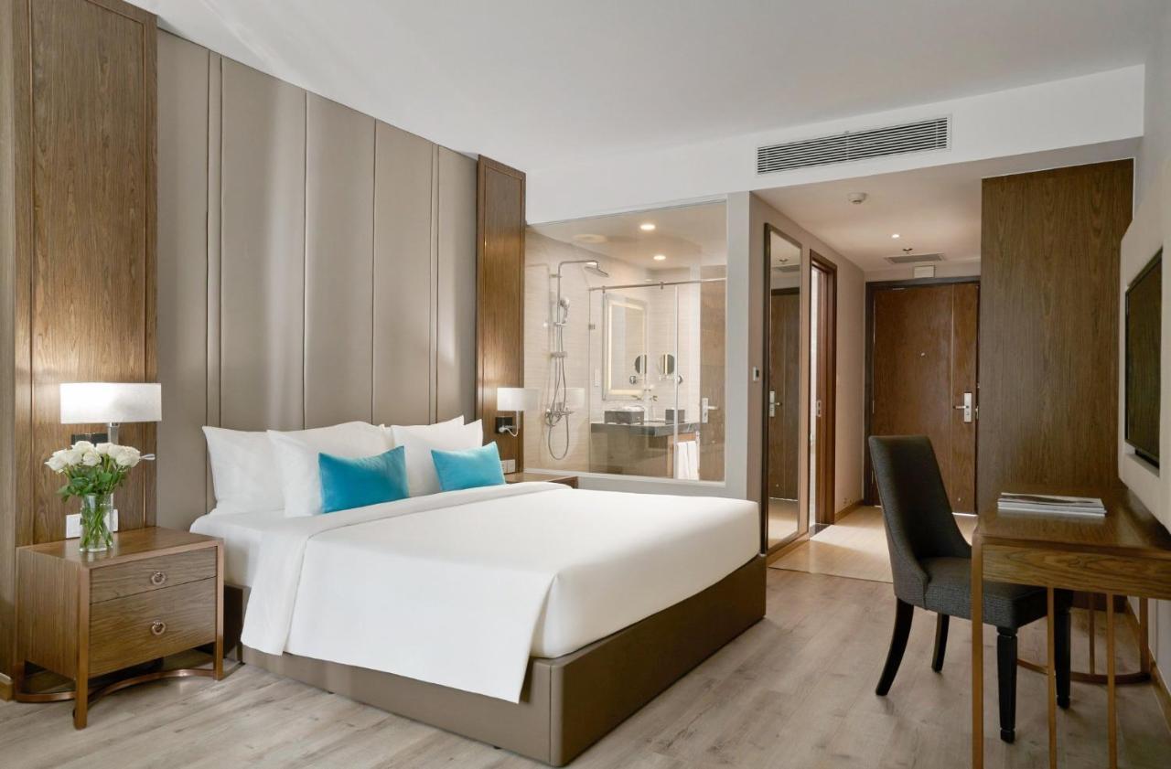 Panorama Central Nha Trang- Vietnam'S Highest Infinitive Rooftop Pool Exterior photo